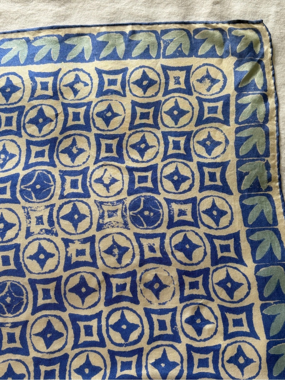 Vintage Block Printed Silk Scarf Blue and Cream Geometric Rolled Edges 22x22” - Picture 5 of 11